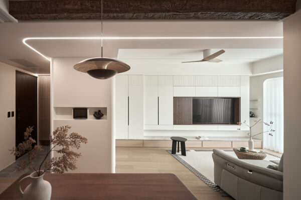 LIN&LI house