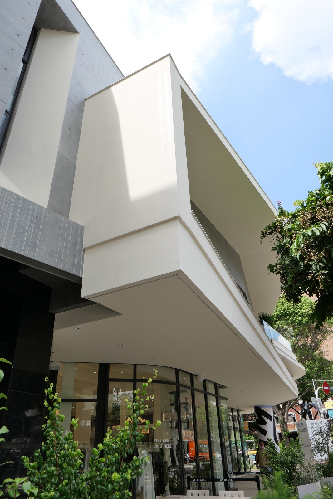 MUSE Design｜UR Living, Dalong Store｜張育誌建築師事務所10