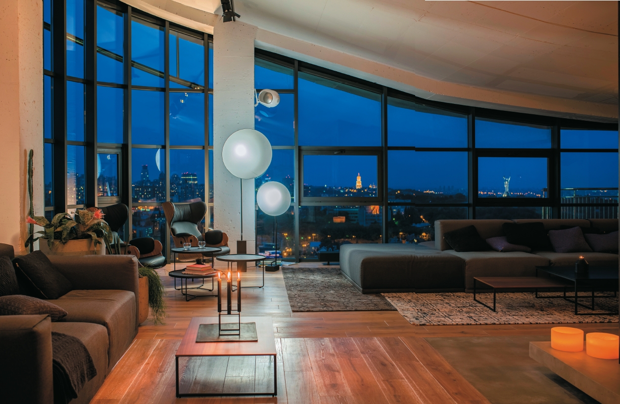 Penthouse Apartment In Kiev 從機房翻身的工業質感閣樓 Photo Inspiration