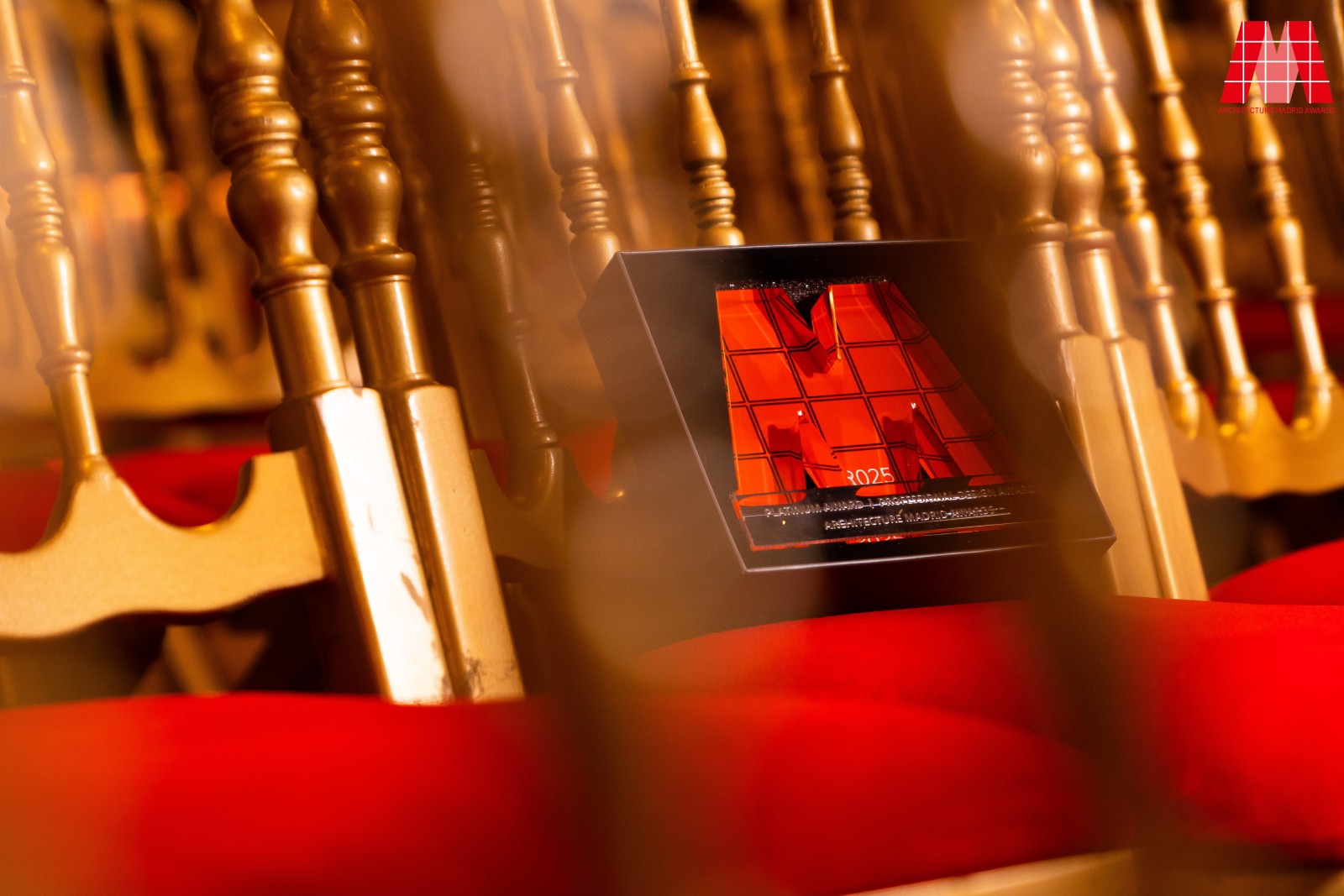 室內設計獎項|2025西班牙AMA建築大獎直擊・太珀沙空間計劃事務所《淡映繁華》以山林之詩獲頒全球殊榮-7