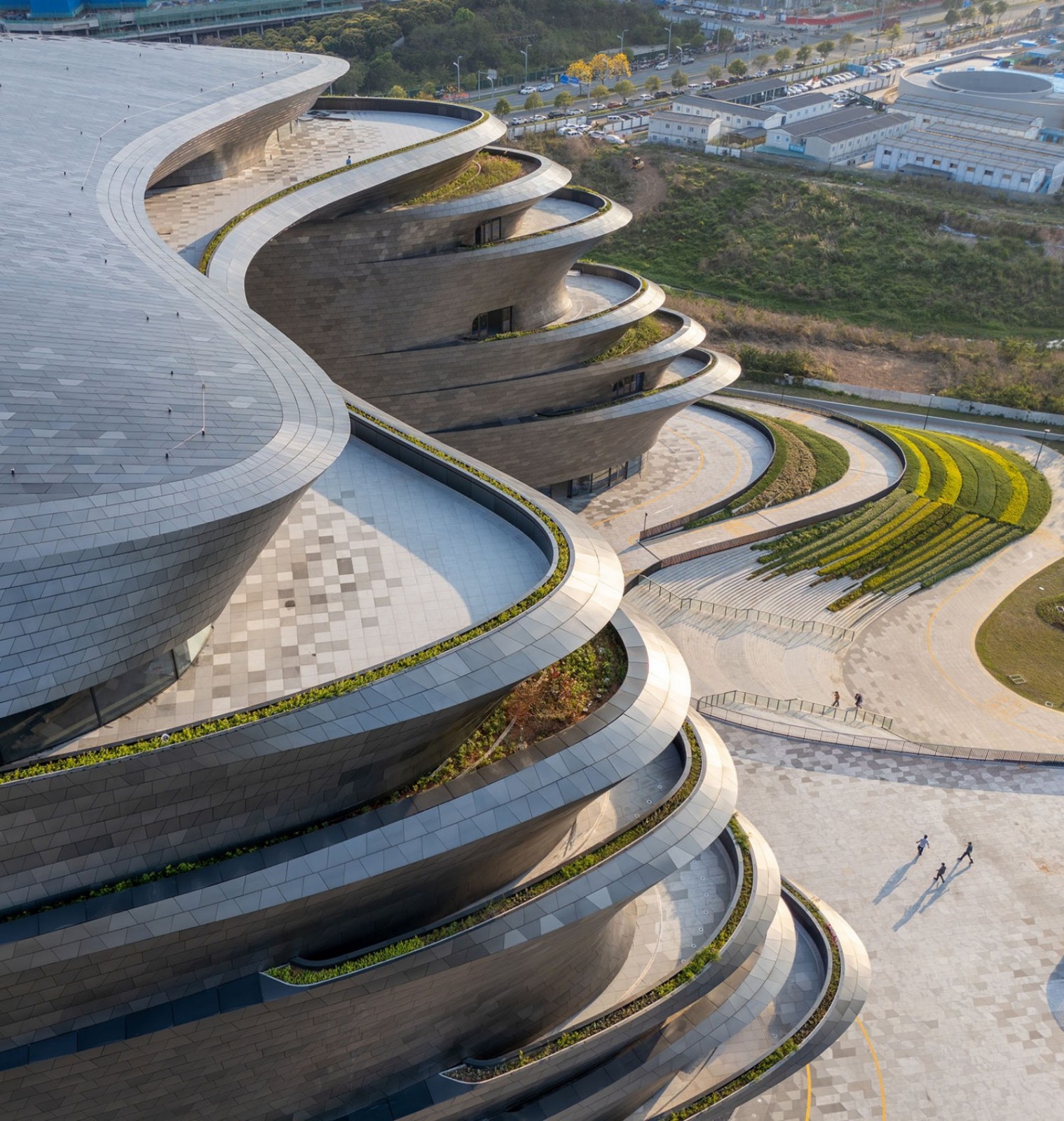 室內設計獎項|2025瑞士BLT設計大獎|全球設計傑作盛放・建築傳奇Zaha Hadid啟迪未來城市想像-2