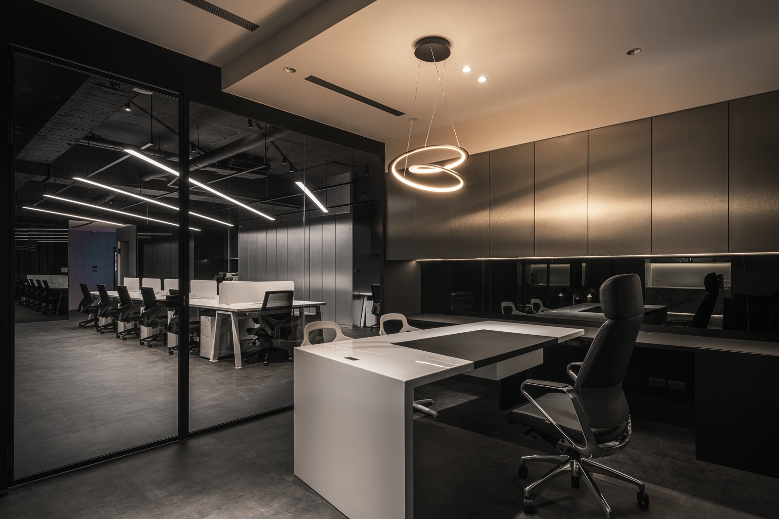 循減法顯質感 定調辦公新時尚 ｜ 雲邑室內設計 DECO TV 室內設計平台 12