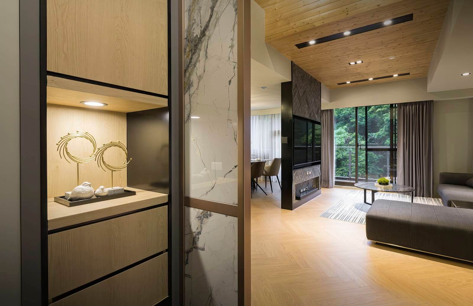 裝潢風格 ｜ 層序流轉，山景入框 ｜ 三宅一秀設計 郁琇琇 DECOTV室內設計網路平台2